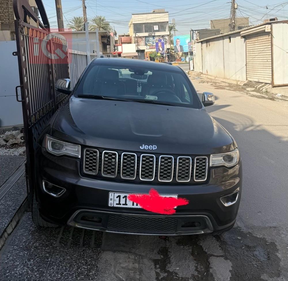 جیپ گراند شیرۆکی